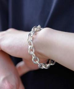 NARRATIVE PLATOON QUEEN CHAIN BRACELET M