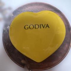 GODIVA（ゴディバ） 陶器製ハート型ケース イエロー／美品