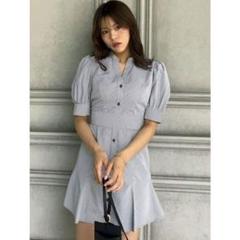 新品　タグ付き　rienda バックフリルオープンマーメイドミニワンピース　M