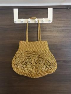 未使用品　ユナイテッドアローズ　カゴバッグ　ゴールドのサムネイル