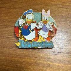 Disney Across America ピンバッジ　ドナルド　デイジー　新品 Disney Across America ピンバッジ ドナルド デイジー 新品
