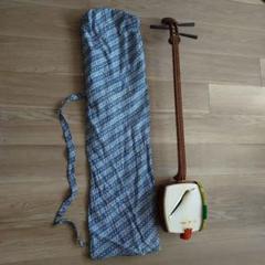 三味線 和楽器 弦楽器 ハード.ソフトケース.バチ他フルセット付き 三味線 太棹 津軽 丸打胴 練習用 ソフトケース付き 伝統楽器
