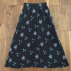 【美品】 LUNALUNAフレアスカート 黒 ドット柄 花柄