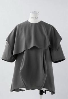 おすすめ ENFOLD(エンフォルド) CAPE-COLLAR メルカリ - グレー P/O トップス