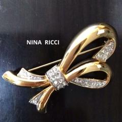 【NINA RICCI】エレガント　ブローチ　アクセサリー　ゴールドカラー