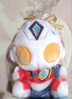 ウルトラマンデッカー　ふわふわお座りぬいぐるみ