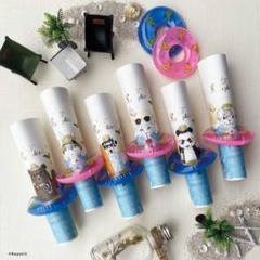 席次表やウェルカムスペースで夏感を出せる『小さい浮輪』