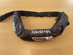 ダイワ.ライフジャケット/DF-2207【未使用美品】 DAIWA（釣り） ダイワ DF-2207 ウォッシャブルライフジャケット