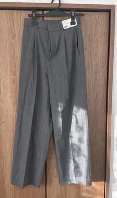 【新品】UNIQLO タックワイドパンツ　グレー　Sサイズ