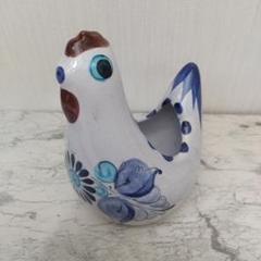 メキシコ　トナラ焼き　お花・鳥・蝶々の図花瓶　サイン入り メキシコ トナラ焼き お花・鳥・蝶々の図花瓶 サイン入り - メルカリ