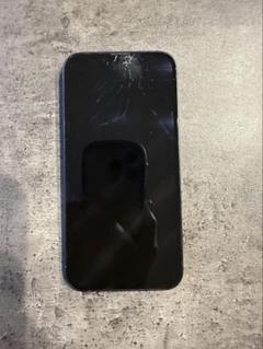 Apple iPhone 13 128GB SIMロックなし　画面割れ　ジャンク Apple iPhone 13 128GB SIMロックなし画面割れジャンク