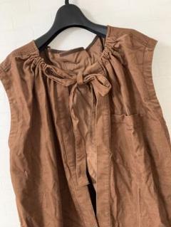 新品　LUCA ルカ　ギャザーデザインベスト　ジレ　キャメル M