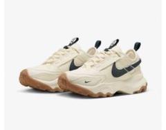 NIKE TC 7900 スニーカー 25cm - メルカリ