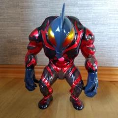 Momoco Studio ウルトラマンベリアル クリアーブラック ソフビ 000000018697_r9HFwoK.jpg