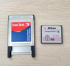 SanDisk パソコン用CFカードアダプター とニコンの CFカードセットのサムネイル