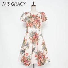 【美品】M'S GRACY 膝丈ワンピース 花柄 ブルー フレア 38 ホワイト 美品】M'S GRACY 膝丈ワンピース 花柄 ブルー フレア 38