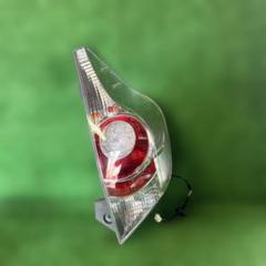 アクア　右テールランプ (サイドカバー付) 楽天市場】aqua nhp10 テール（パーツ｜車用品）：車用品