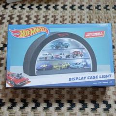 ホットウィール⭐️タイヤデザイン⚡️LEDライト　ディスプレイケース✨新品未使用品‼️ HOT WHEELS ホットウィール ライト付き ガレージディスプレイ