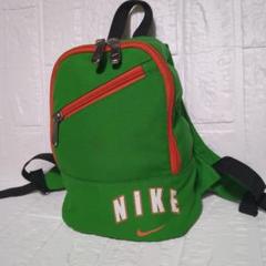 NIKE グリーン 小型リュック