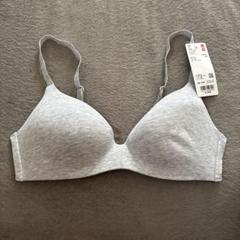 ユニクロ　ワイヤレスブラ　3Dホールド　ABC 75/80 4枚セット 新品 UNIQLO ユニクロ ワイヤレスブラ 3Dホールド ABC 75/80