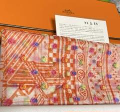 【新品未使用】HERMESカレ60 ジグザグのサングル 未使用タグ付き】HERMES エルメス スカーフ カレ60 ジグザグの