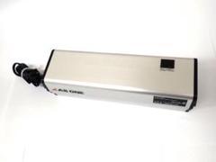 Handy UV Lamp　SLUV-6 長波長・短波長兼用切替タイプ