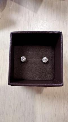 H&D　ダイヤピアス 合計0.8ct K18PG