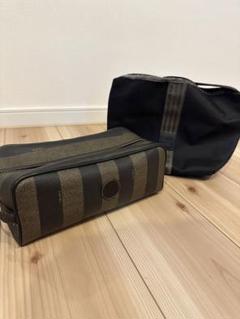FENDI フェンディ　クラッチバッグ　ミニポーチ　ペカン柄　ロゴ　小物入れ