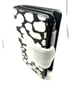 【新品未使用/正規品】 COACH ゼブラ白黒　二つ折り財布　CD873 新品未使用/正規品】 COACH ゼブラ白黒 二つ折り財布 CD873