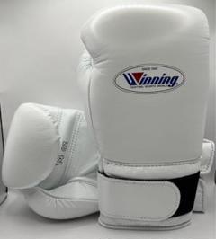 Winning ウィニングボクシンググローブ 14 oz ホワイト　新品未使用品 Winning ボクシンググローブ 14 oz ホワイト（ウイニング
