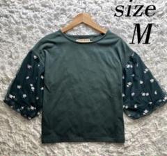 チュール袖に白い小花の刺繍 Tシャツ5分袖 Mサイズ