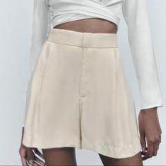 ZARA ザラ サテン ベージュ ハイウエストショートパンツ Sサイズ
