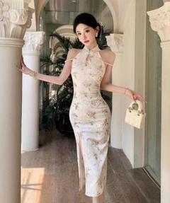 チャイナドレス ホルターネック スリット 花柄 キャバ嬢 クラブ