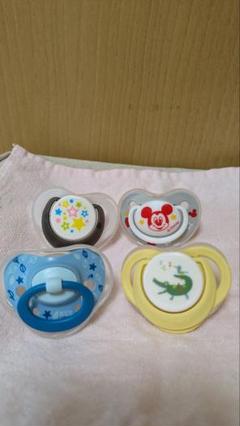 未使用ピジョン　コンビ　入眠ナビ　NUK　おしゃぶり