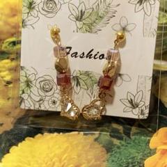 夏向けハンドメイドピアス　キレイメ　キラキラ　涼しげ　引き伸ばしたハート　○う○