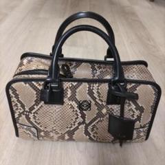 LOEWE  ロエベ　ミニ　バック　がま口　パイソン　アナグラム　スエード LOEWE ロエベ ミニ バック がま口 パイソン アナグラム スエード