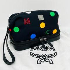 【新品 非売品】MCM エムシーエム コスメ 化粧 ポーチ 扇ロゴ クラッチ 新品 非売品】MCM エムシーエム コスメ 化粧 ポーチ 扇ロゴ クラッチ