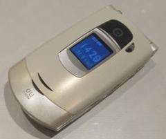 エーユー au A5506T WHITE ホワイト TOSHIBA ガラケー