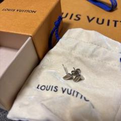 LOUIS VUITTON ピアス スタッドタイプ ギフトレシート付き