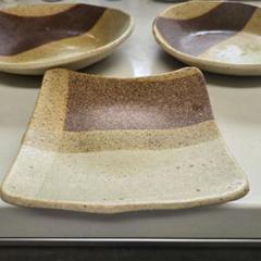 ハンドメイド 陶器製皿3枚セット