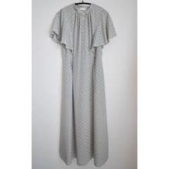 11日まで【TOMORROWLAND/Ballsey】キレイめワンピース(美品)のサムネイル