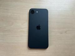 iPhone16e 本体　ブラック