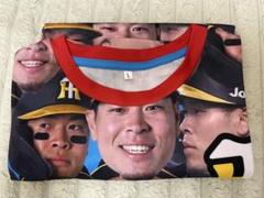 【在庫あり/即出荷可】 阪神タイガース 佐藤輝明 シークレット選手顔柄Tシャツ Lサイズ 記念グッズ