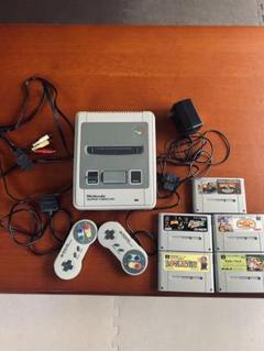 美品ニンテンドー スーパーファミコン後期型とソフト5本セット