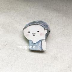 【ハンドメイド】石粉粘土 陶器風 ブローチ 北欧風 夏の少年