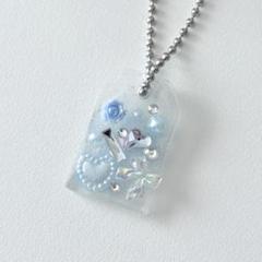 レジン　お守り型　キーホルダー　平成女児