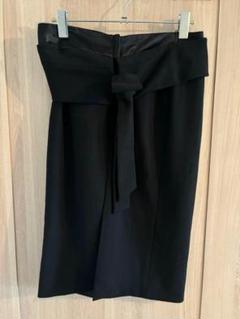 ALEXANDER McQUEEN 黒 リボン付きひざ丈スカート ALEXANDER McQUEEN 黒 リボン付きひざ丈スカート