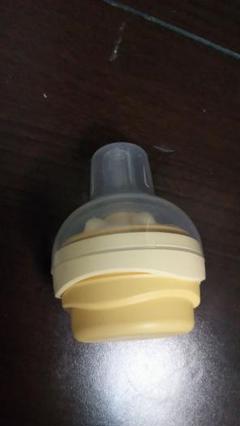 メデラ カーム 乳首 新品未使用 搾乳機 medela パーツ 部品