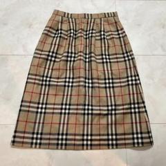 美品✨BURBERRYS チェック柄プリーツスカート ひざ丈　サイズL Burberry's(バーバリーズ) チェック柄プリーツスカート グリーン