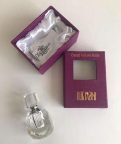 値下げ Oleg Cassini オレグ カッシーニ クリスタル香水ボトル